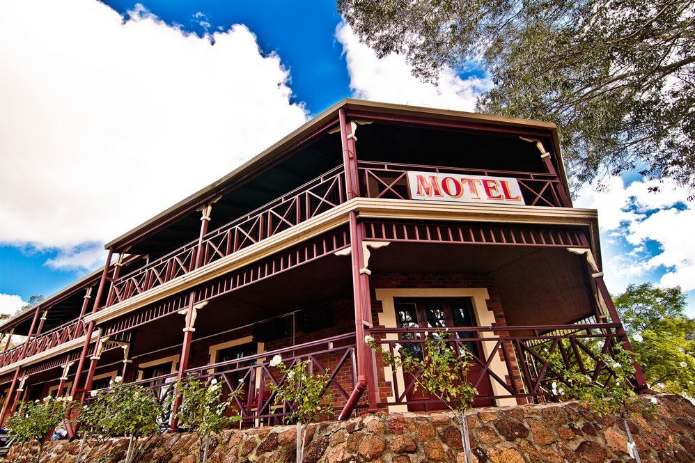 Heritage Country Motel Perth Exterior foto