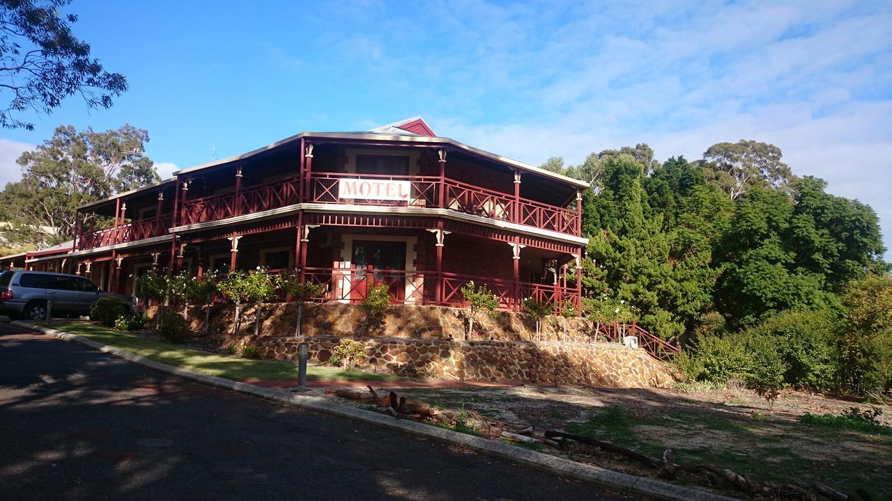 Heritage Country Motel Perth Exterior foto